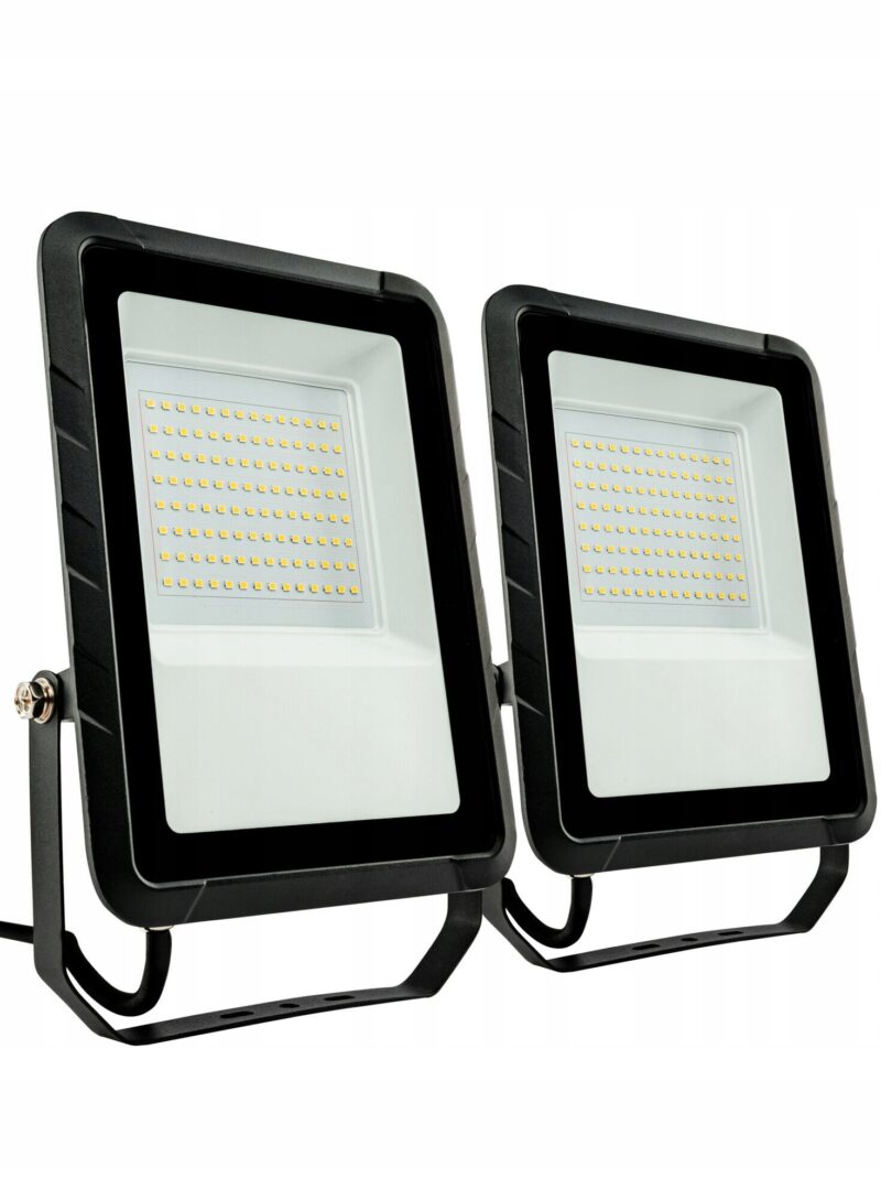 image-1942.jpeg REFLEKTOR LED IP65 2x100W 16000LM