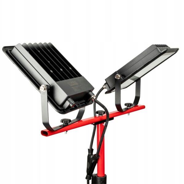 image-1951.jpeg REFLEKTOR LED ZE STATYWEM IP65 2x100W 16000LM