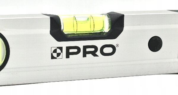 POZIOMNICA PRO600 ANOD. SREBRNA MAGN. 18 CM