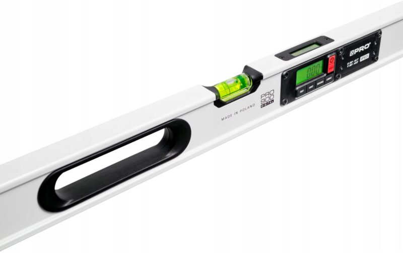image-752.jpeg POZIOMNICA ELEKTRONICZNA IP65 Z MAGNESAMI, PRO900 DIGITAL M 100 CM BIAŁA